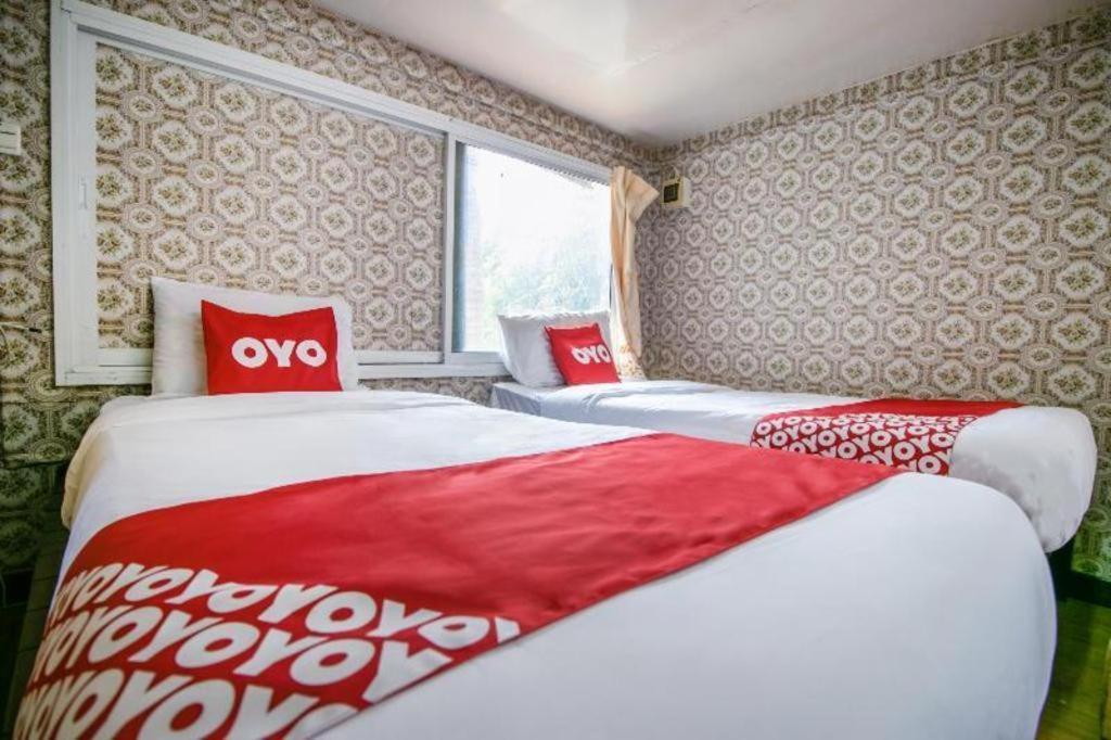 โอโย 402 รักนที รีสอร์ต Hotel นครปฐม ภายนอก รูปภาพ