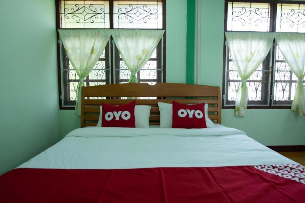 โอโย 402 รักนที รีสอร์ต Hotel นครปฐม ภายนอก รูปภาพ