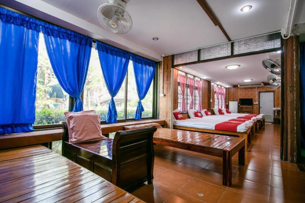 โอโย 402 รักนที รีสอร์ต Hotel นครปฐม ภายนอก รูปภาพ