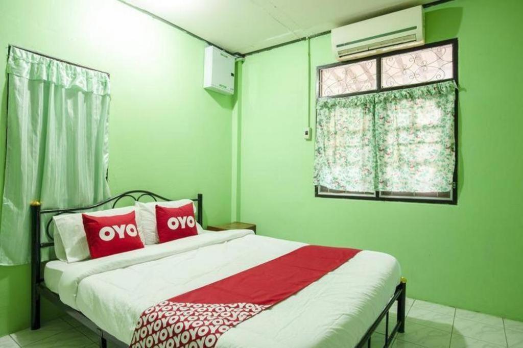 โอโย 402 รักนที รีสอร์ต Hotel นครปฐม ภายนอก รูปภาพ