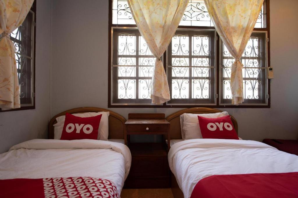 โอโย 402 รักนที รีสอร์ต Hotel นครปฐม ภายนอก รูปภาพ