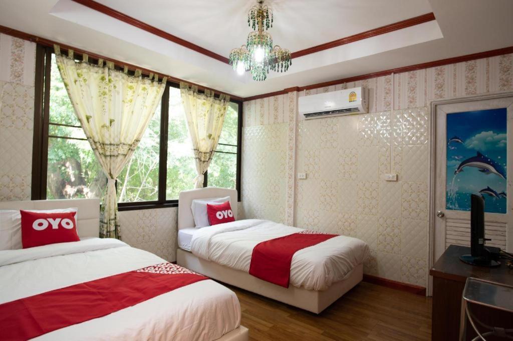 โอโย 402 รักนที รีสอร์ต Hotel นครปฐม ภายนอก รูปภาพ