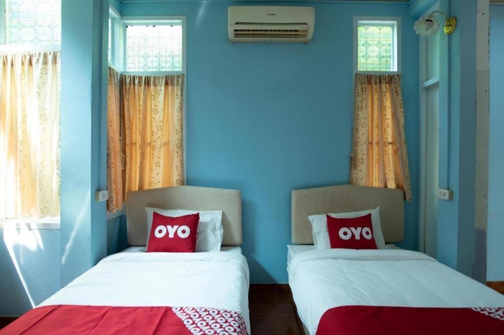 โอโย 402 รักนที รีสอร์ต Hotel นครปฐม ภายนอก รูปภาพ