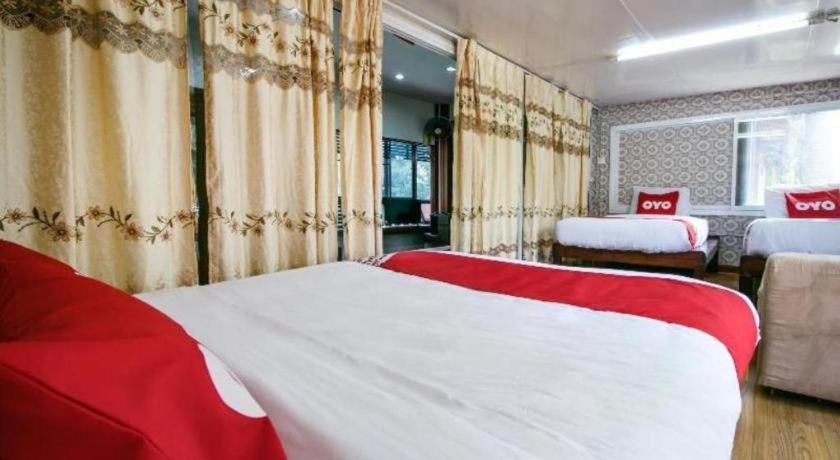 โอโย 402 รักนที รีสอร์ต Hotel นครปฐม ภายนอก รูปภาพ